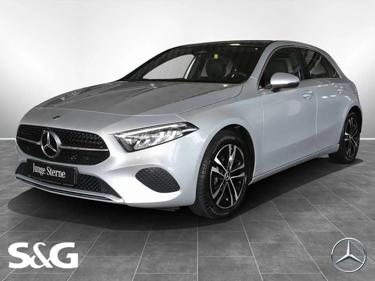 Photo 1 : Mercedes-benz Classe A 2023 Petrol