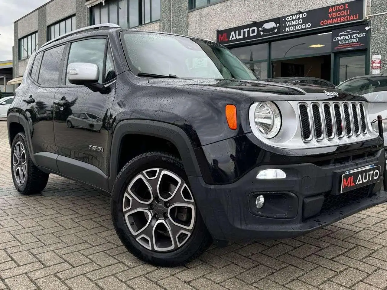 Photo 1 : Jeep Renegade 2015 Diesel