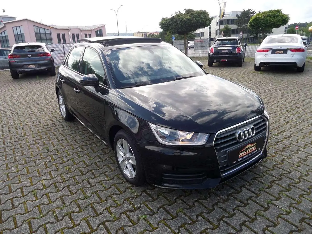 Photo 1 : Audi A1 2018 Essence