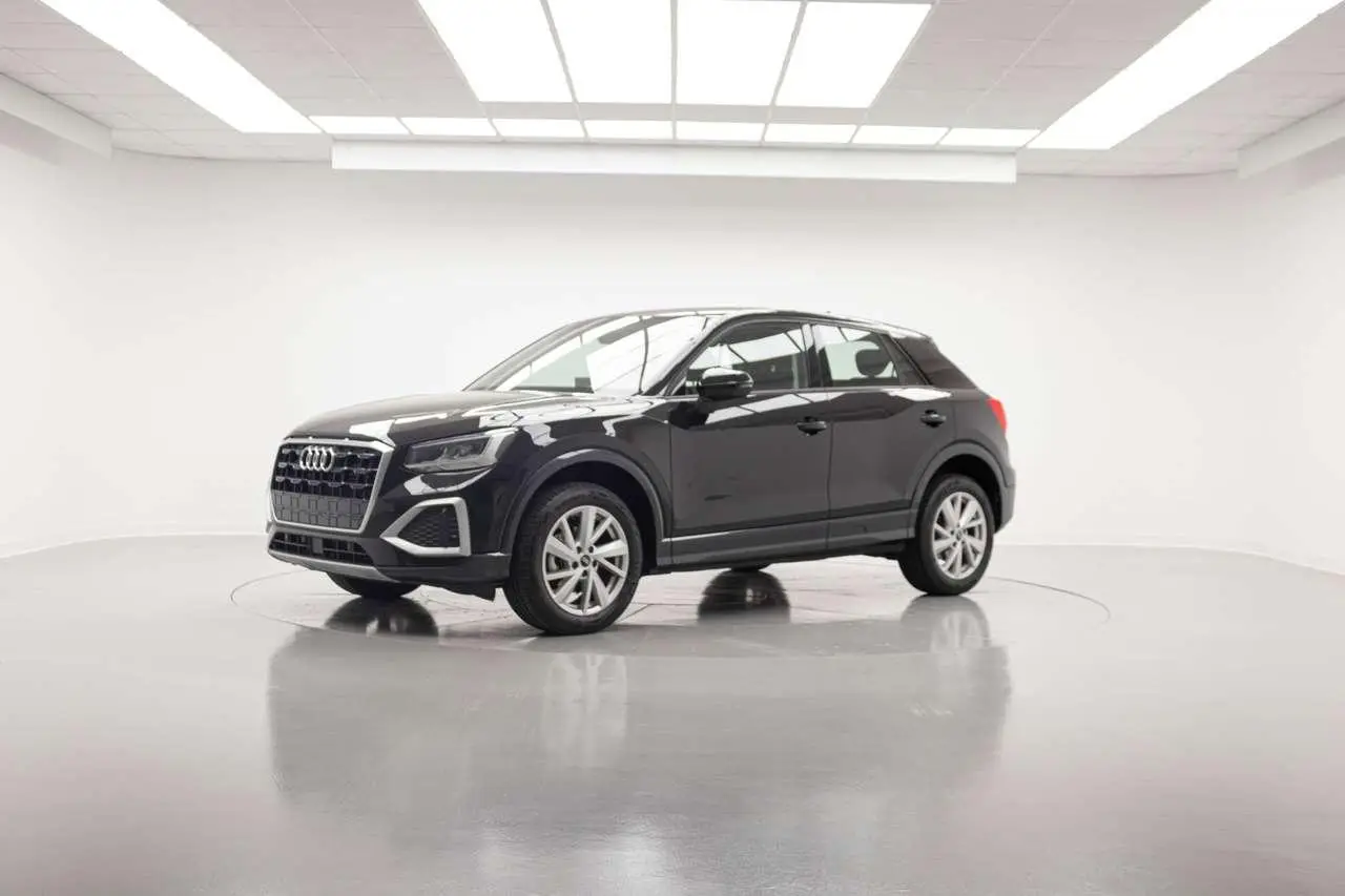 Photo 1 : Audi Q2 2024 Essence