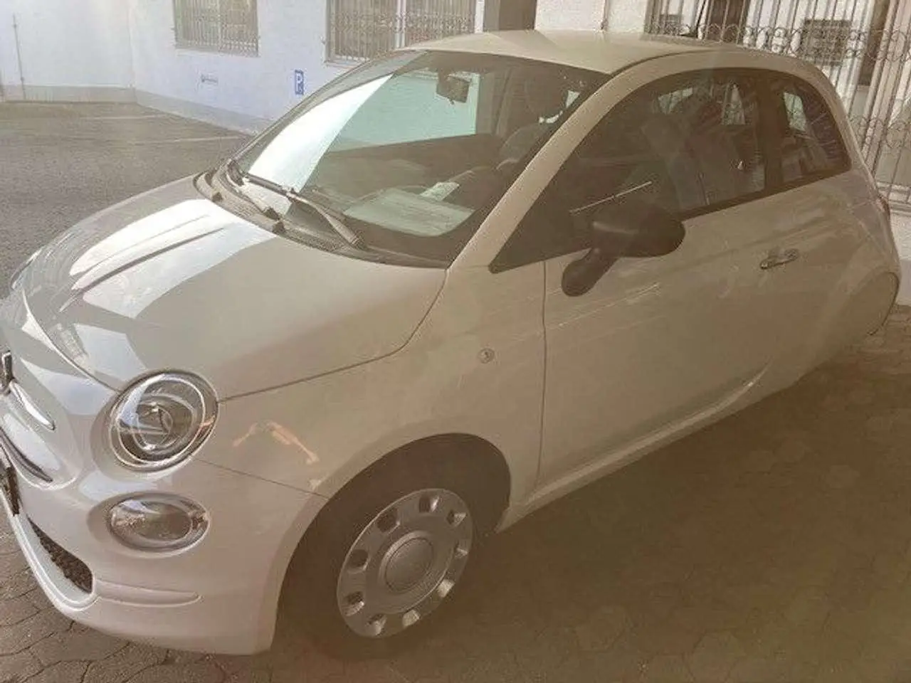 Photo 1 : Fiat 500 2023 Essence