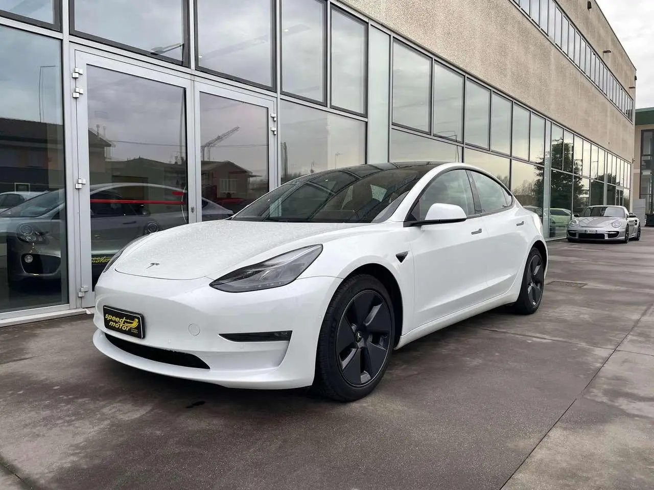 Photo 1 : Tesla Model 3 2021 Électrique