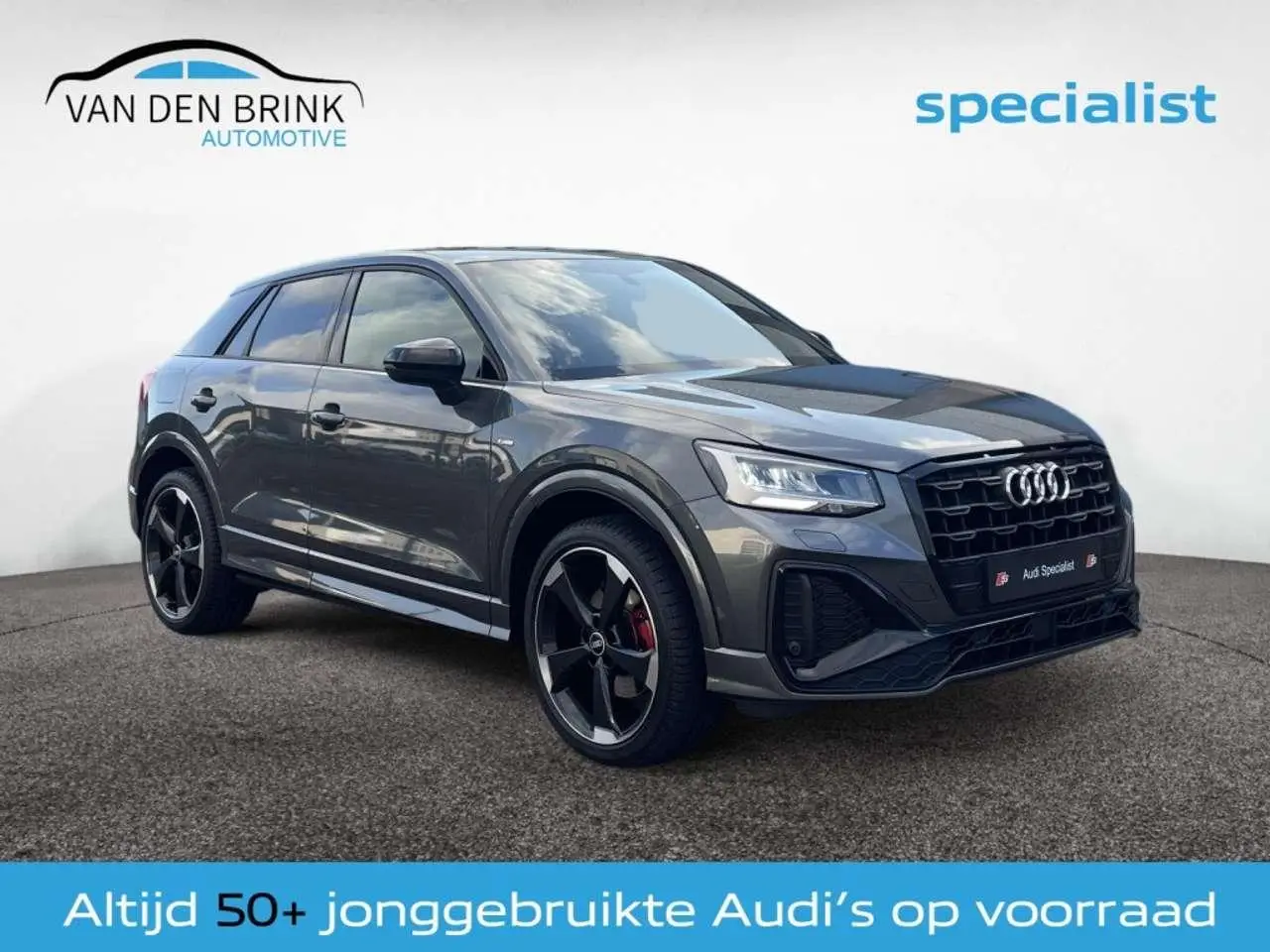 Photo 1 : Audi Q2 2021 Essence