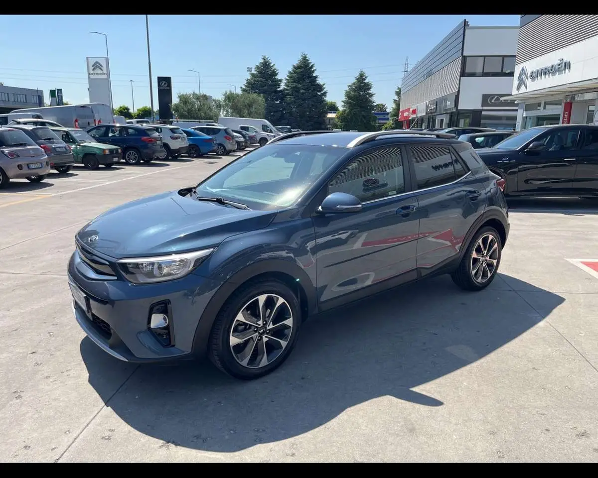 Photo 1 : Kia Stonic 2018 Diesel