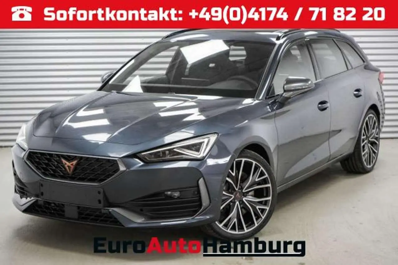 Photo 1 : Cupra Leon 2024 Petrol