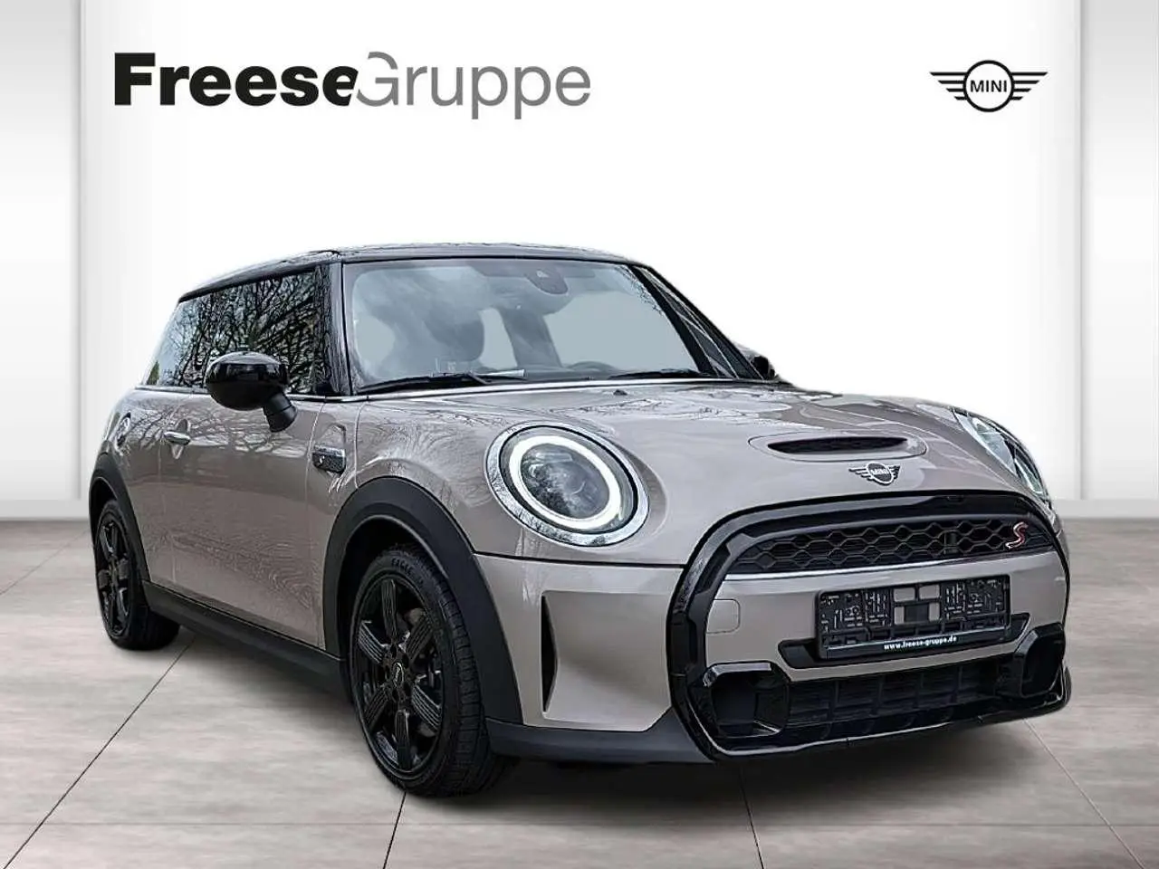 Photo 1 : Mini Cooper 2023 Petrol