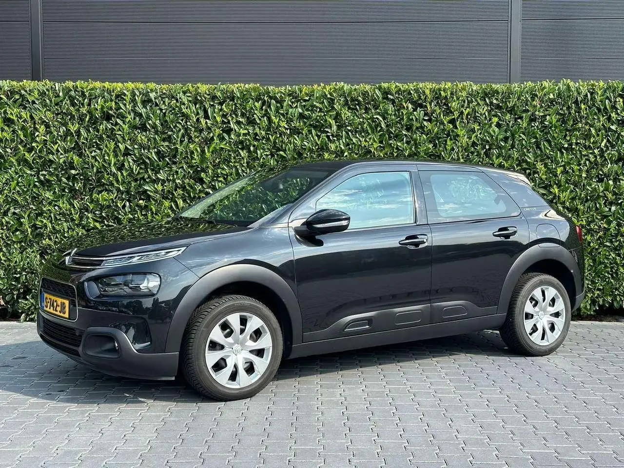 Photo 1 : Citroen C4 2019 Essence