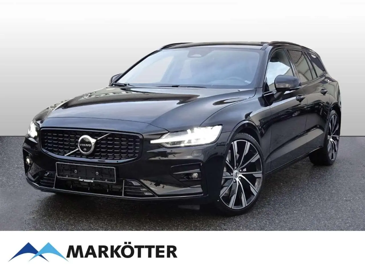 Photo 1 : Volvo V60 2024 Diesel