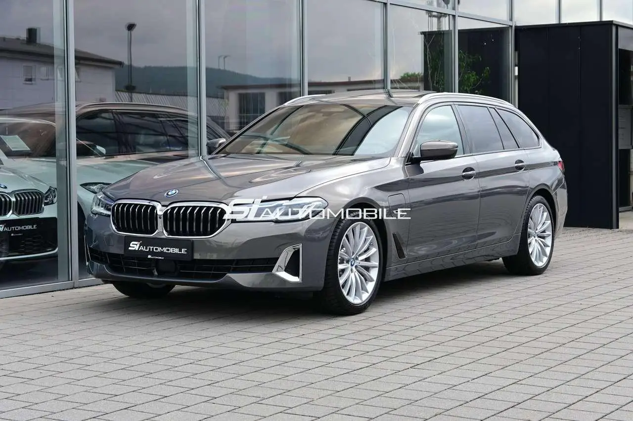 Photo 1 : Bmw Serie 5 2023 Hybrid