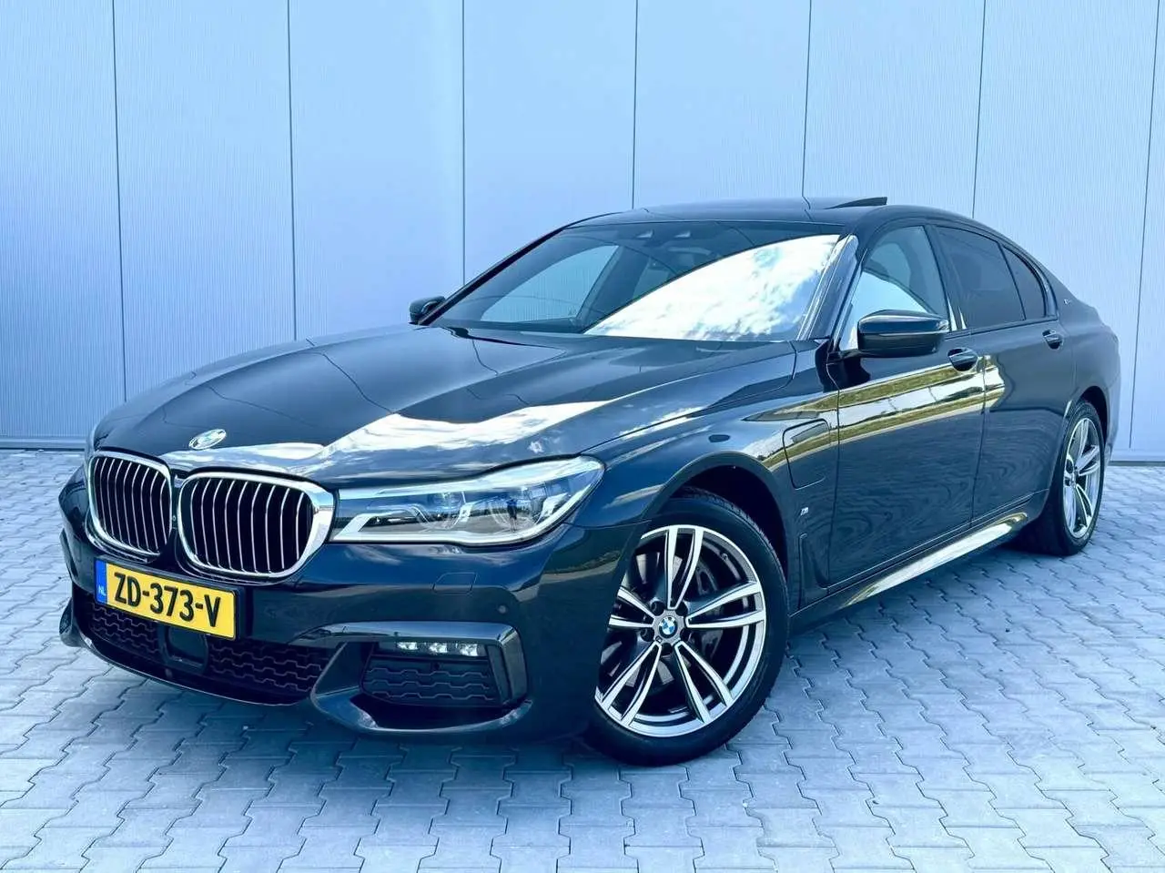 Photo 1 : Bmw Serie 7 2018 Hybrid