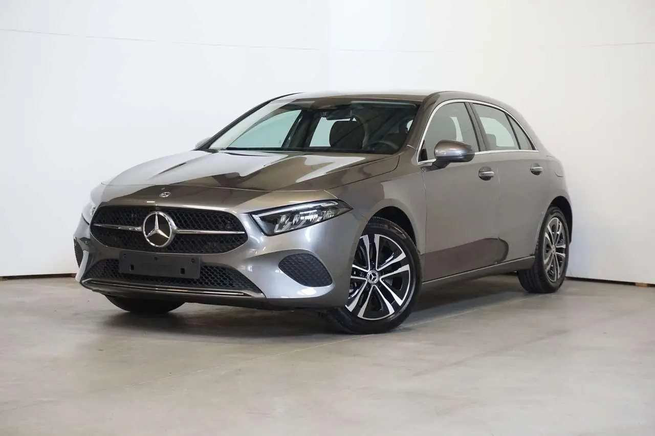 Photo 1 : Mercedes-benz Classe A 2023 Hybride