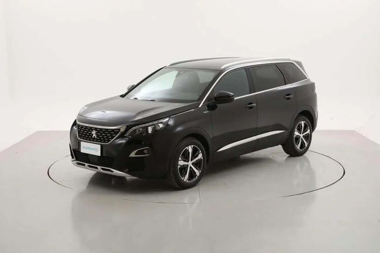 Photo 1 : Peugeot 5008 2020 Diesel