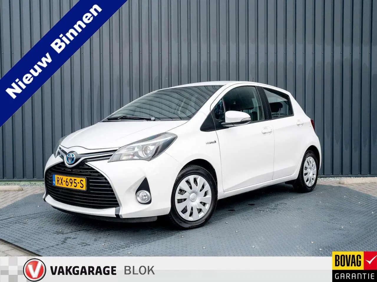 Photo 1 : Toyota Yaris 2017 Hybrid