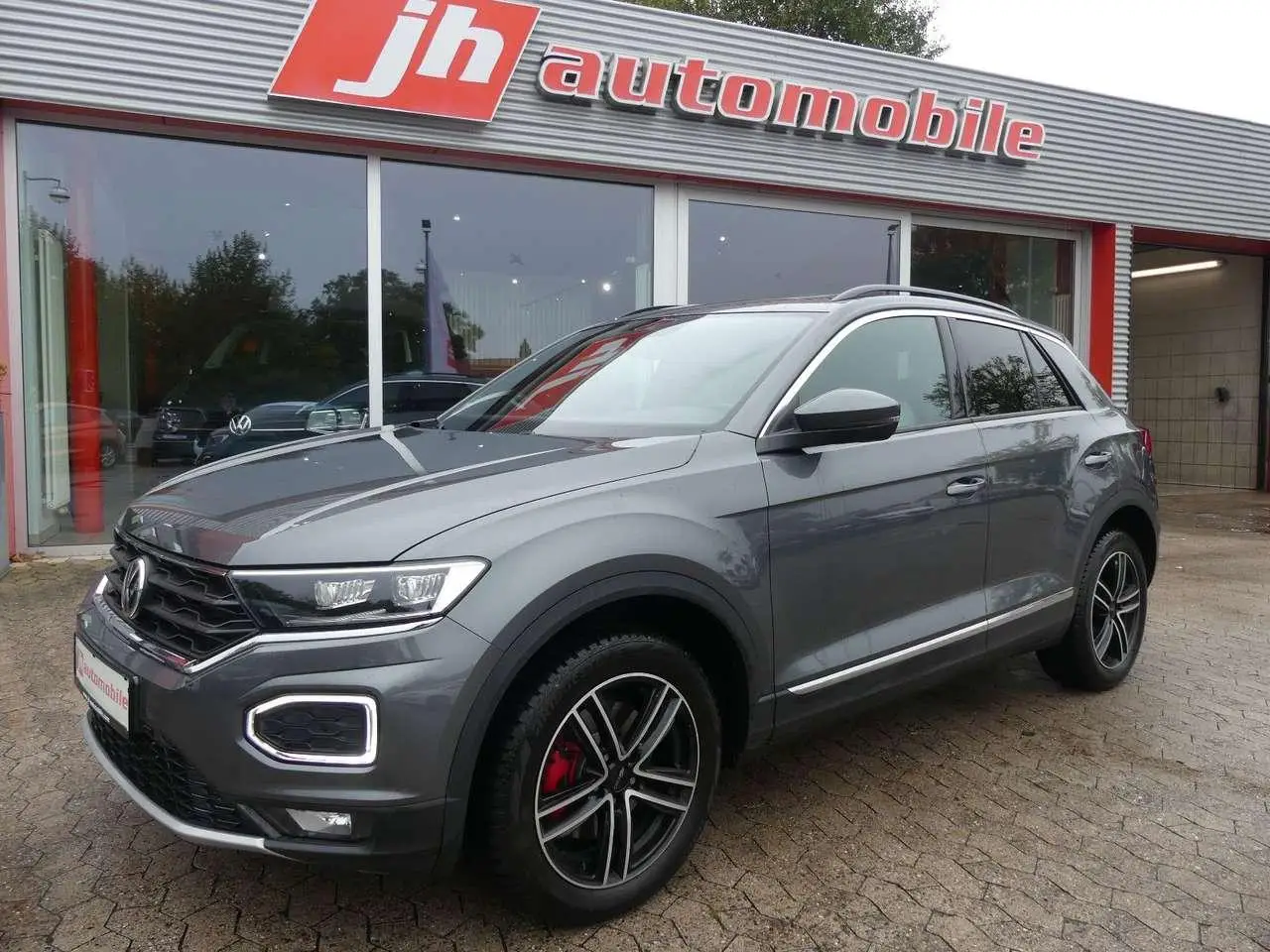 Photo 1 : Volkswagen T-roc 2018 Essence