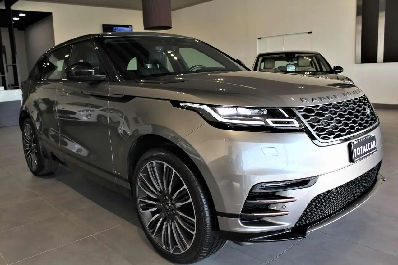 Photo 1 : Land Rover Range Rover Velar 2018 Diesel