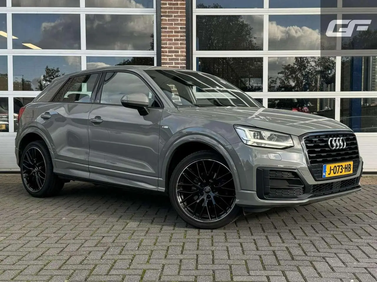 Photo 1 : Audi Q2 2020 Essence