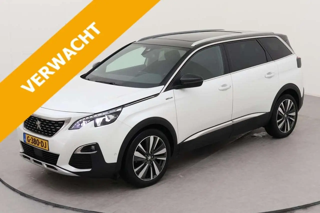 Photo 1 : Peugeot 5008 2019 Petrol