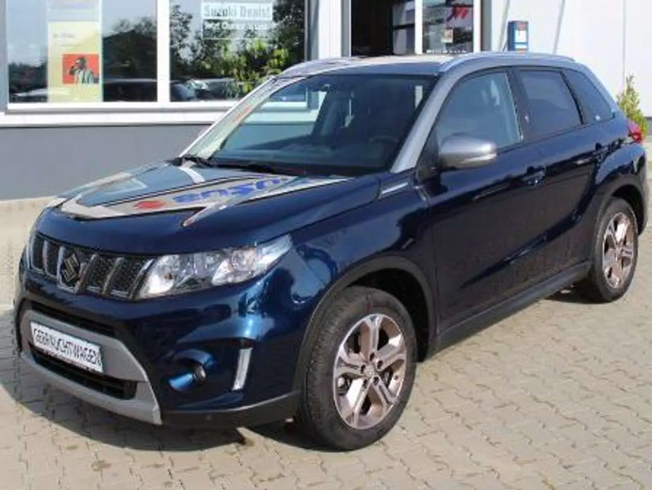 Photo 1 : Suzuki Vitara 2017 Petrol