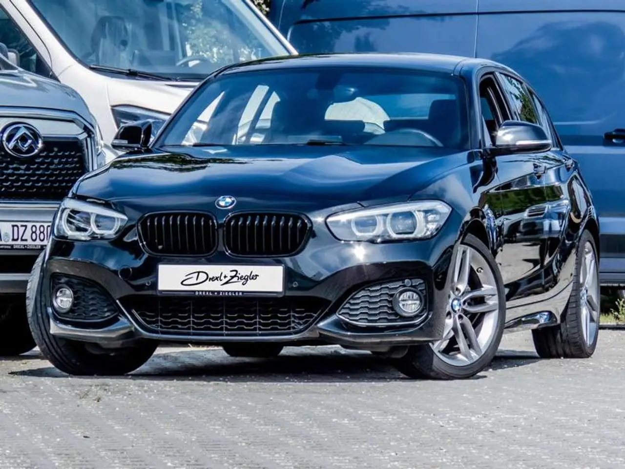 Photo 1 : Bmw Serie 1 2018 Petrol