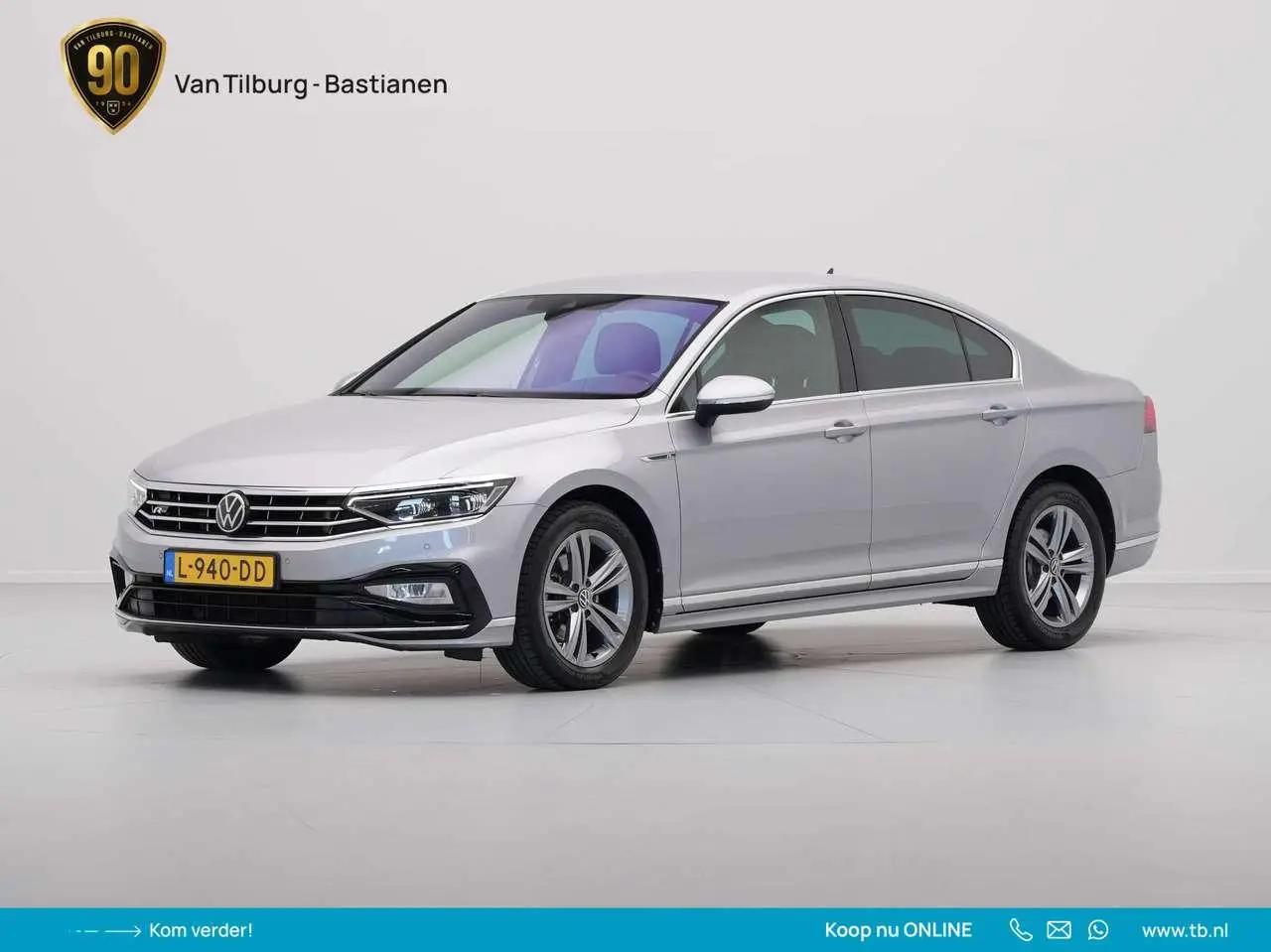 Photo 1 : Volkswagen Passat 2021 Petrol