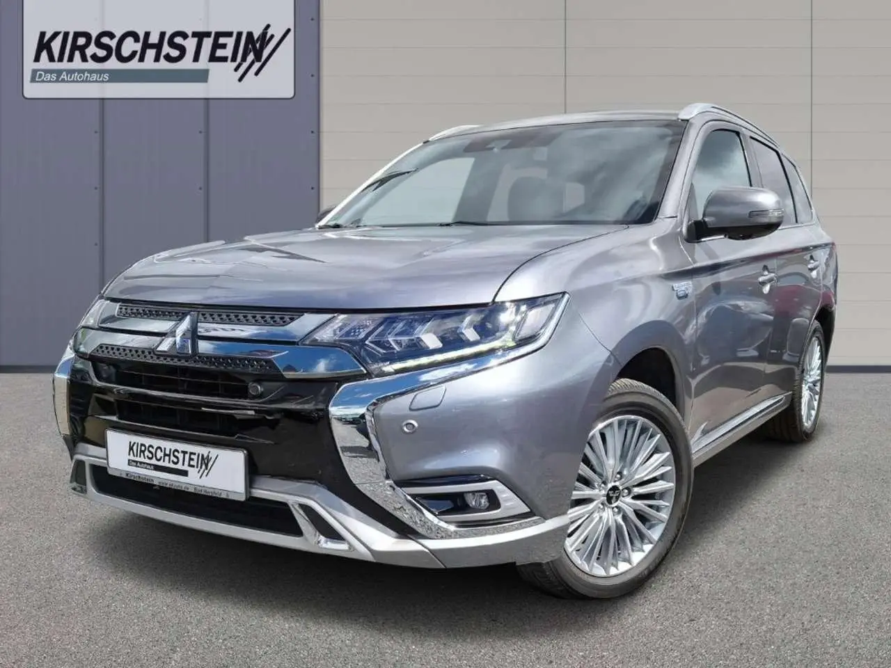 Photo 1 : Mitsubishi Outlander 2019 Hybrid