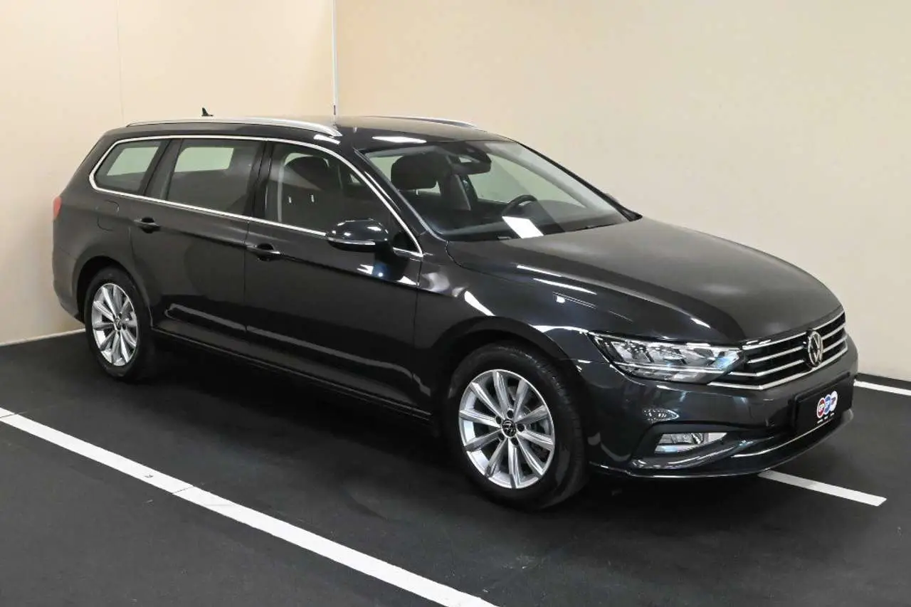 Photo 1 : Volkswagen Passat 2021 Diesel