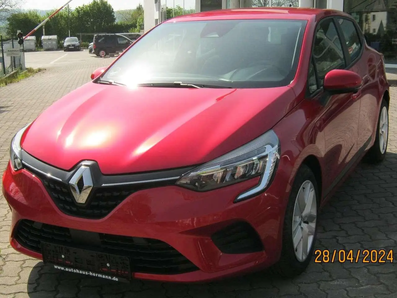 Photo 1 : Renault Clio 2021 Petrol