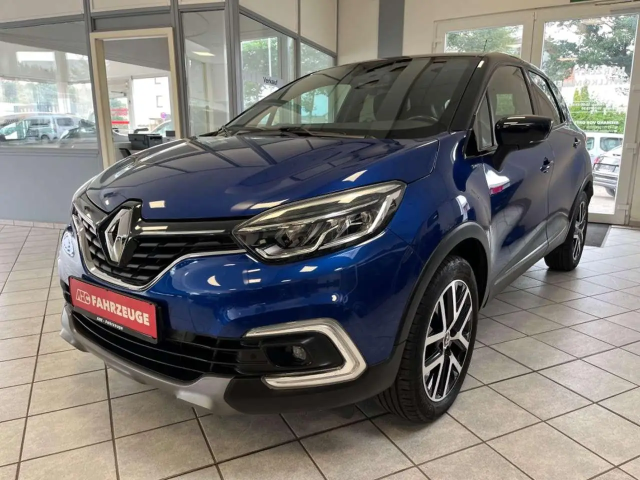 Photo 1 : Renault Captur 2018 Petrol