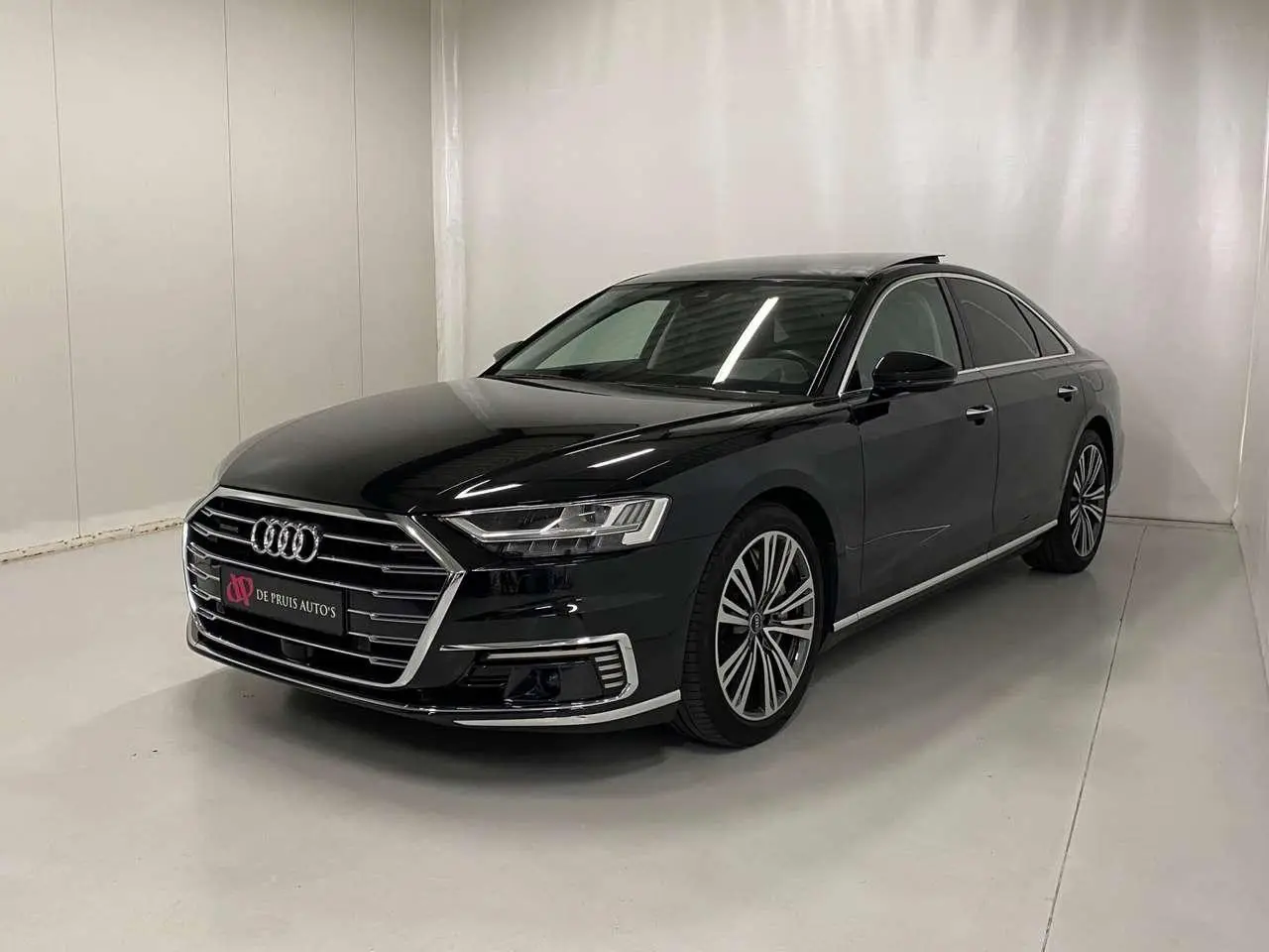 Photo 1 : Audi A8 2022 Hybride