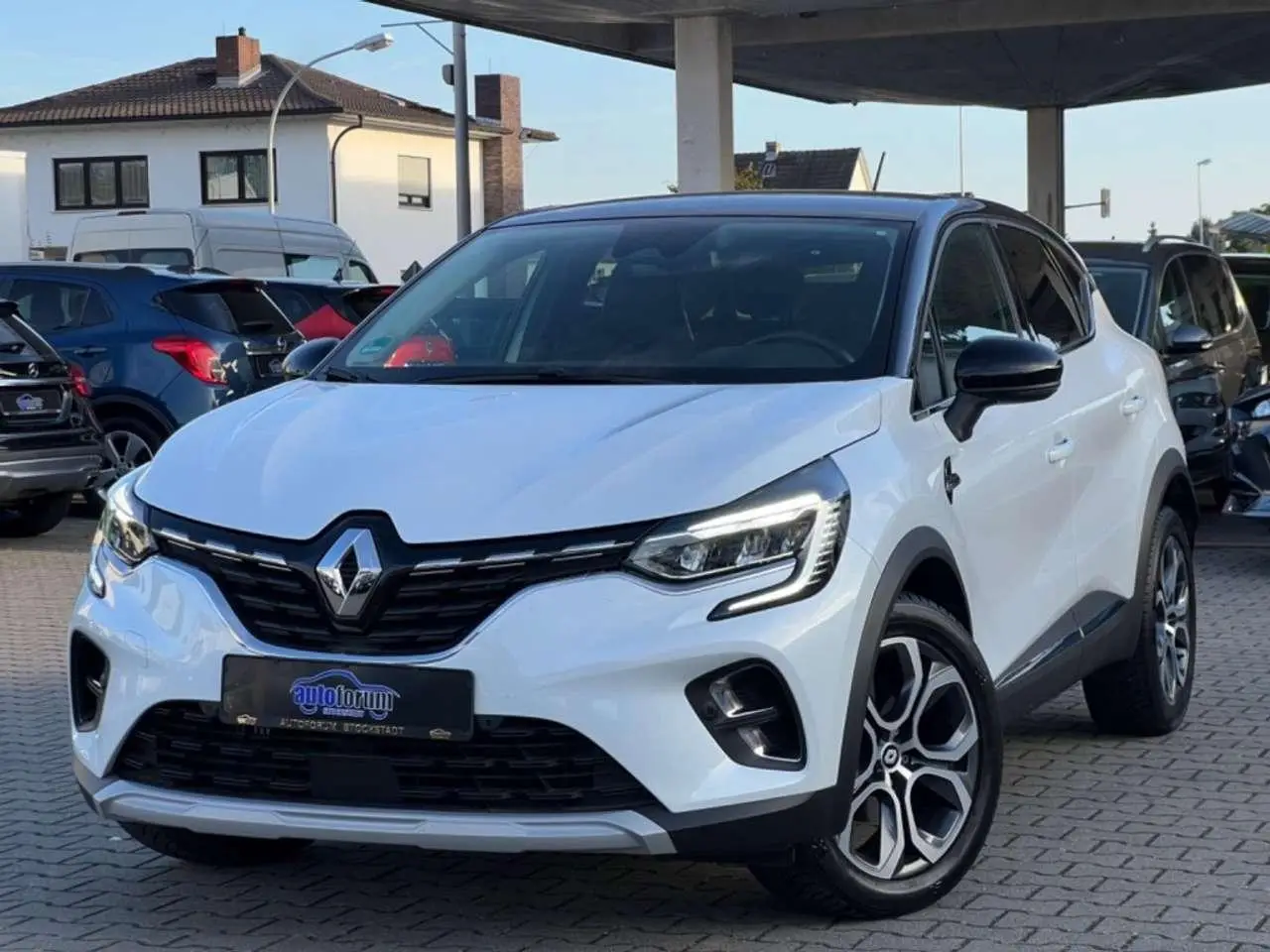 Photo 1 : Renault Captur 2022 Essence