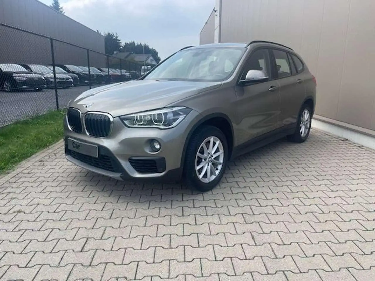 Photo 1 : Bmw X1 2017 Petrol