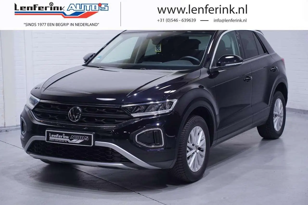 Photo 1 : Volkswagen T-roc 2022 Essence