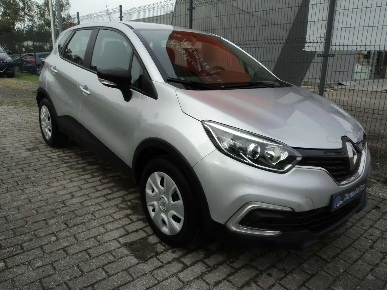 Photo 1 : Renault Captur 2019 Petrol