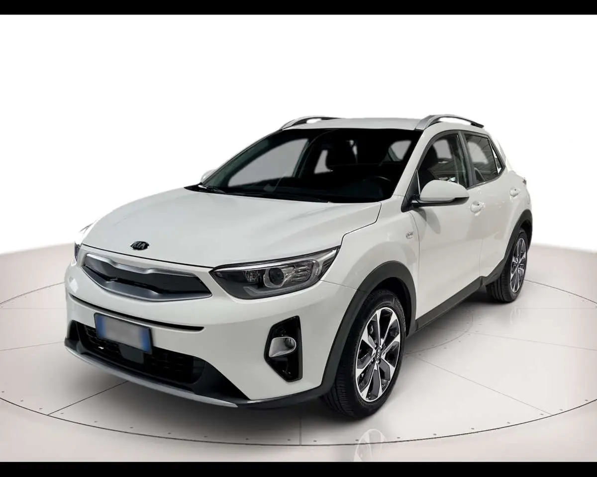 Photo 1 : Kia Stonic 2018 Petrol