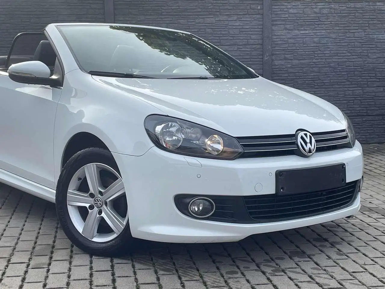 Photo 1 : Volkswagen Golf 2016 Petrol