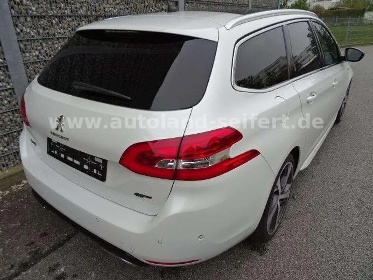 Photo 1 : Peugeot 308 2017 Diesel