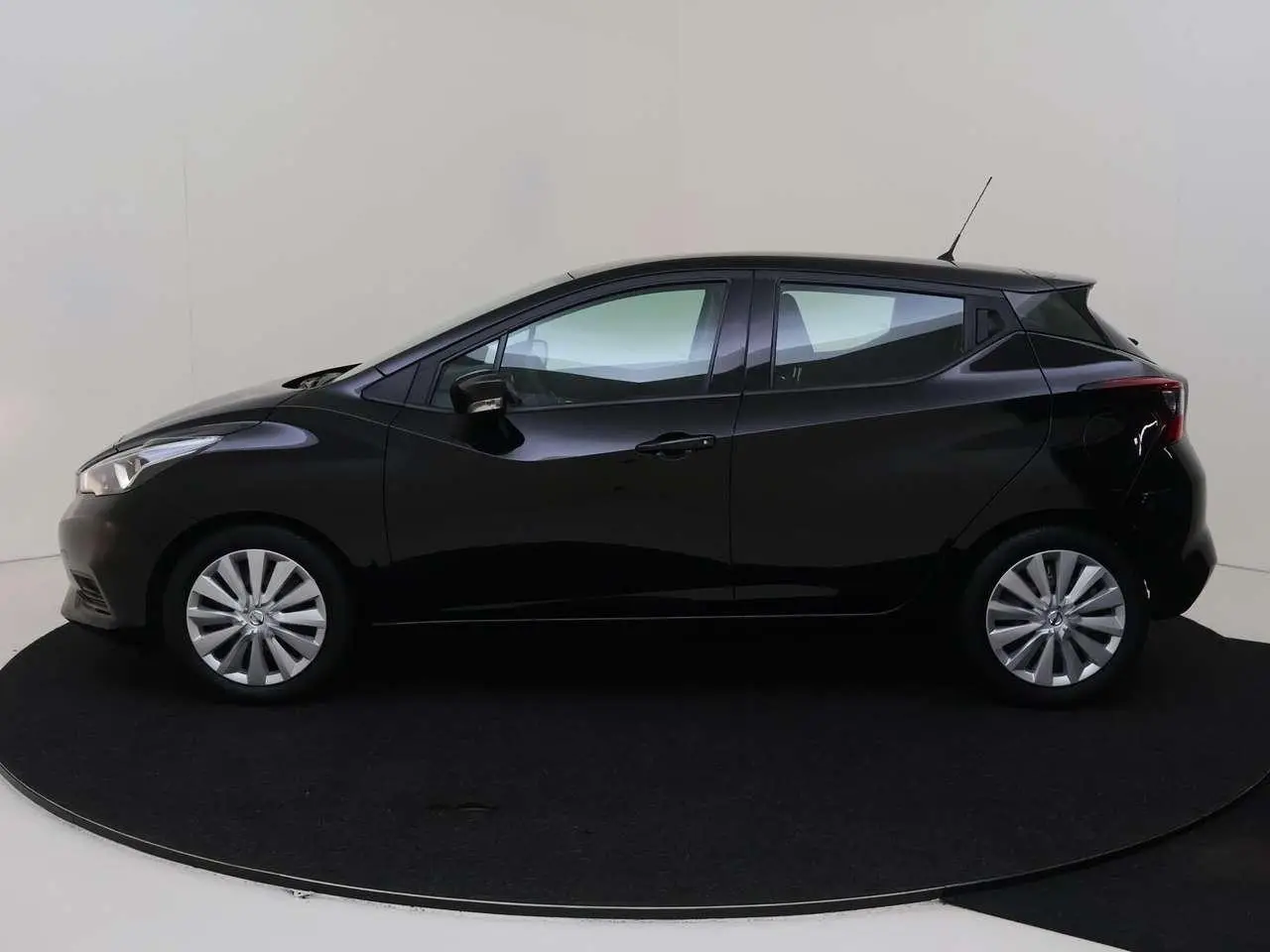 Photo 1 : Nissan Micra 2019 Essence