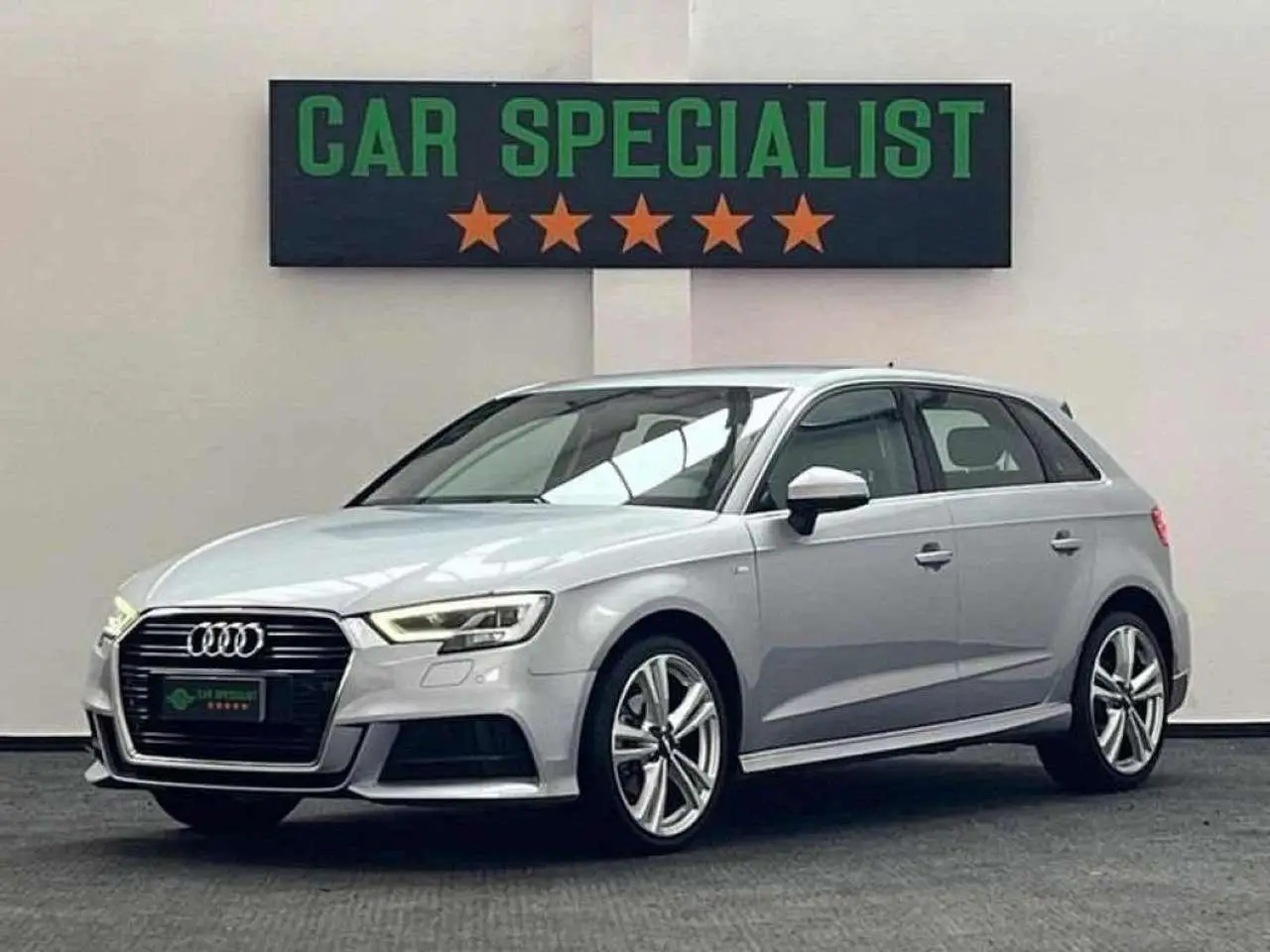 Photo 1 : Audi A3 2019 Diesel