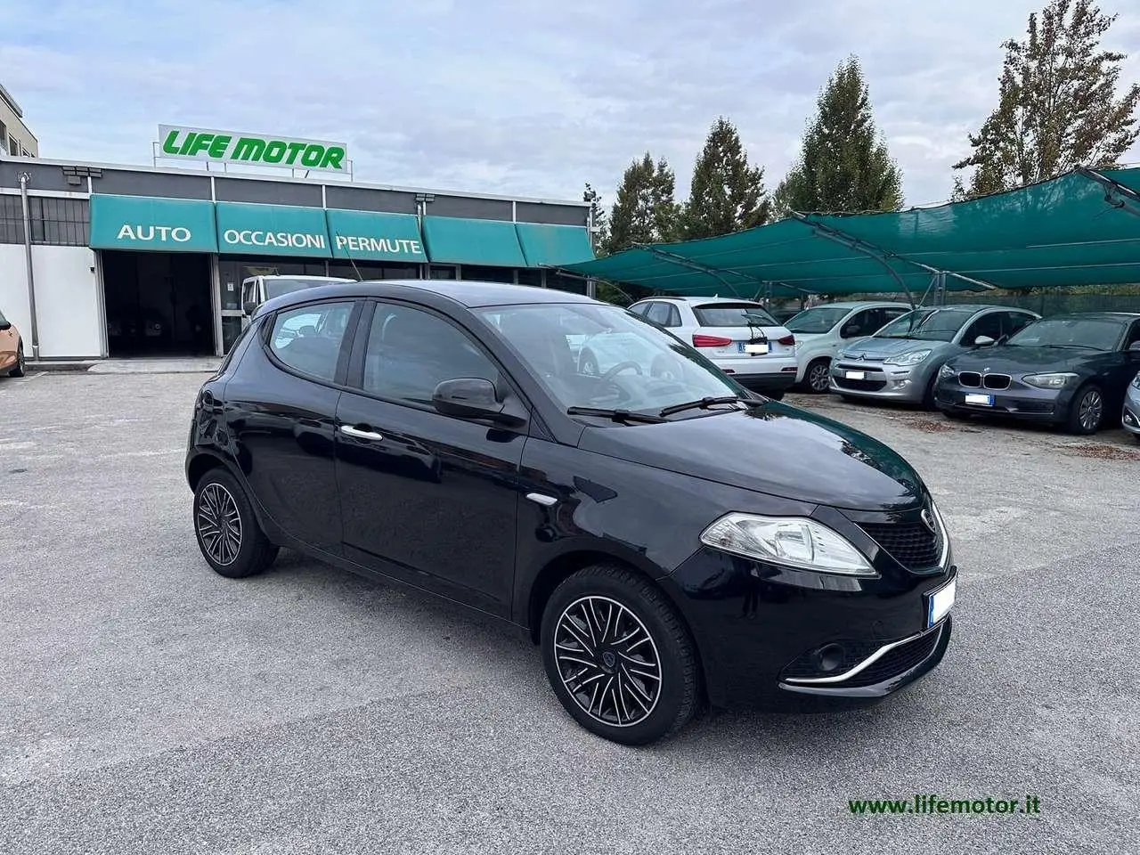 Photo 1 : Lancia Ypsilon 2018 Essence