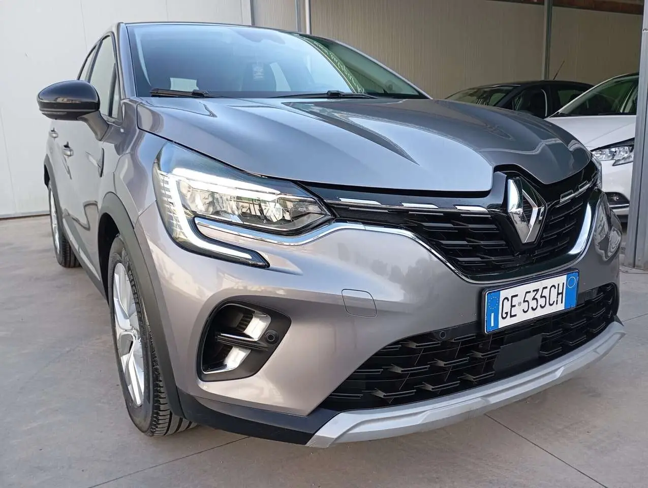 Photo 1 : Renault Captur 2021 Diesel