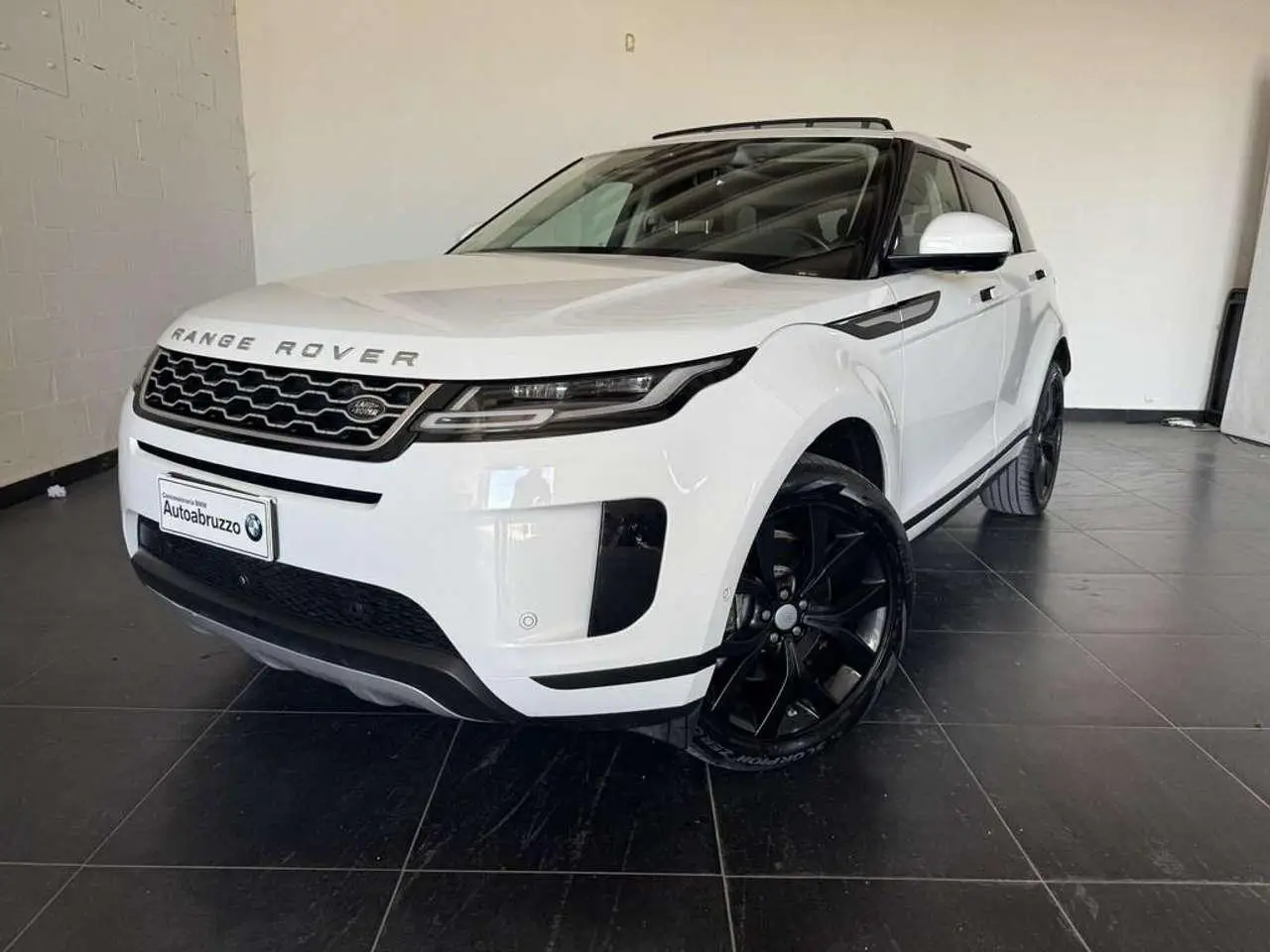 Photo 1 : Land Rover Range Rover Evoque 2021 Hybrid