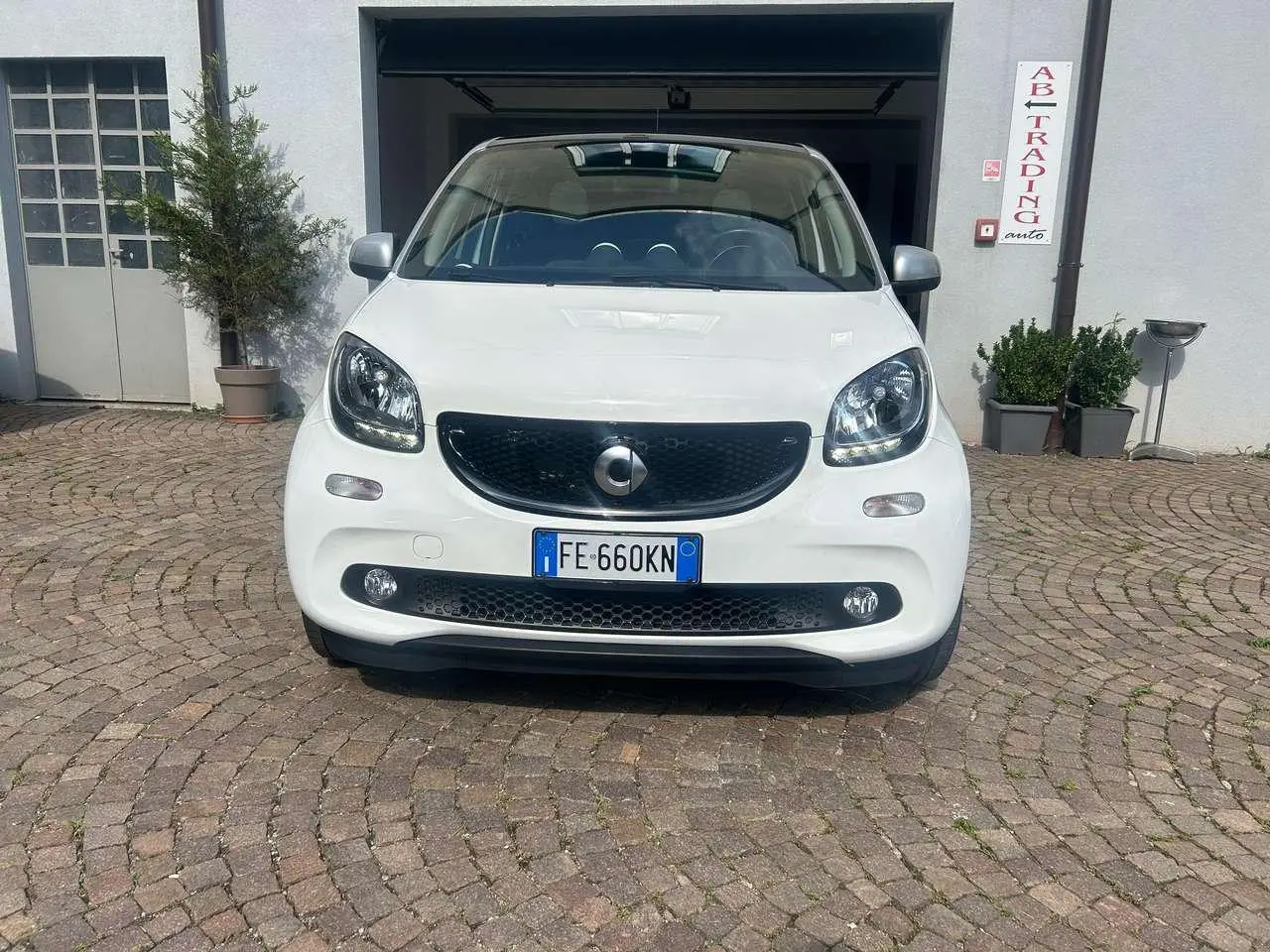 Photo 1 : Smart Forfour 2016 Essence