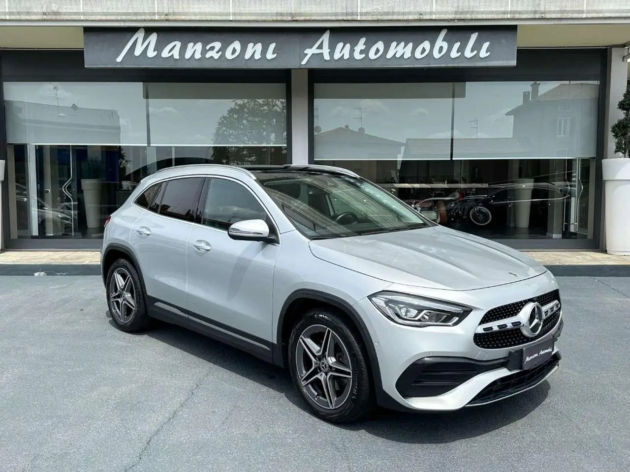 Photo 1 : Mercedes-benz Classe Gla 2022 Petrol