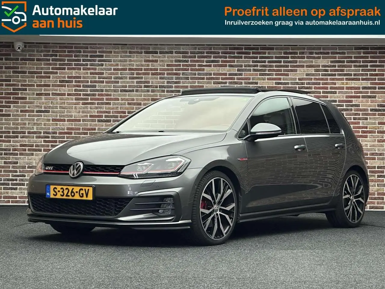 Photo 1 : Volkswagen Golf 2017 Petrol