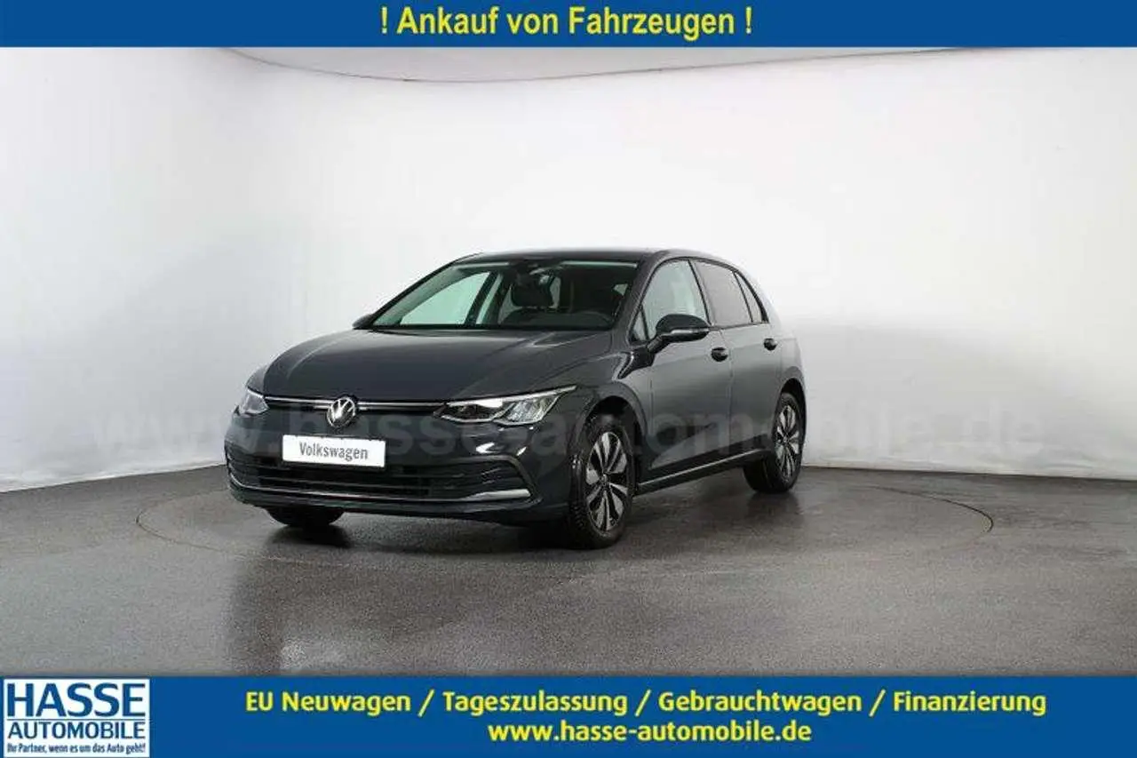 Photo 1 : Volkswagen Golf 2023 Petrol