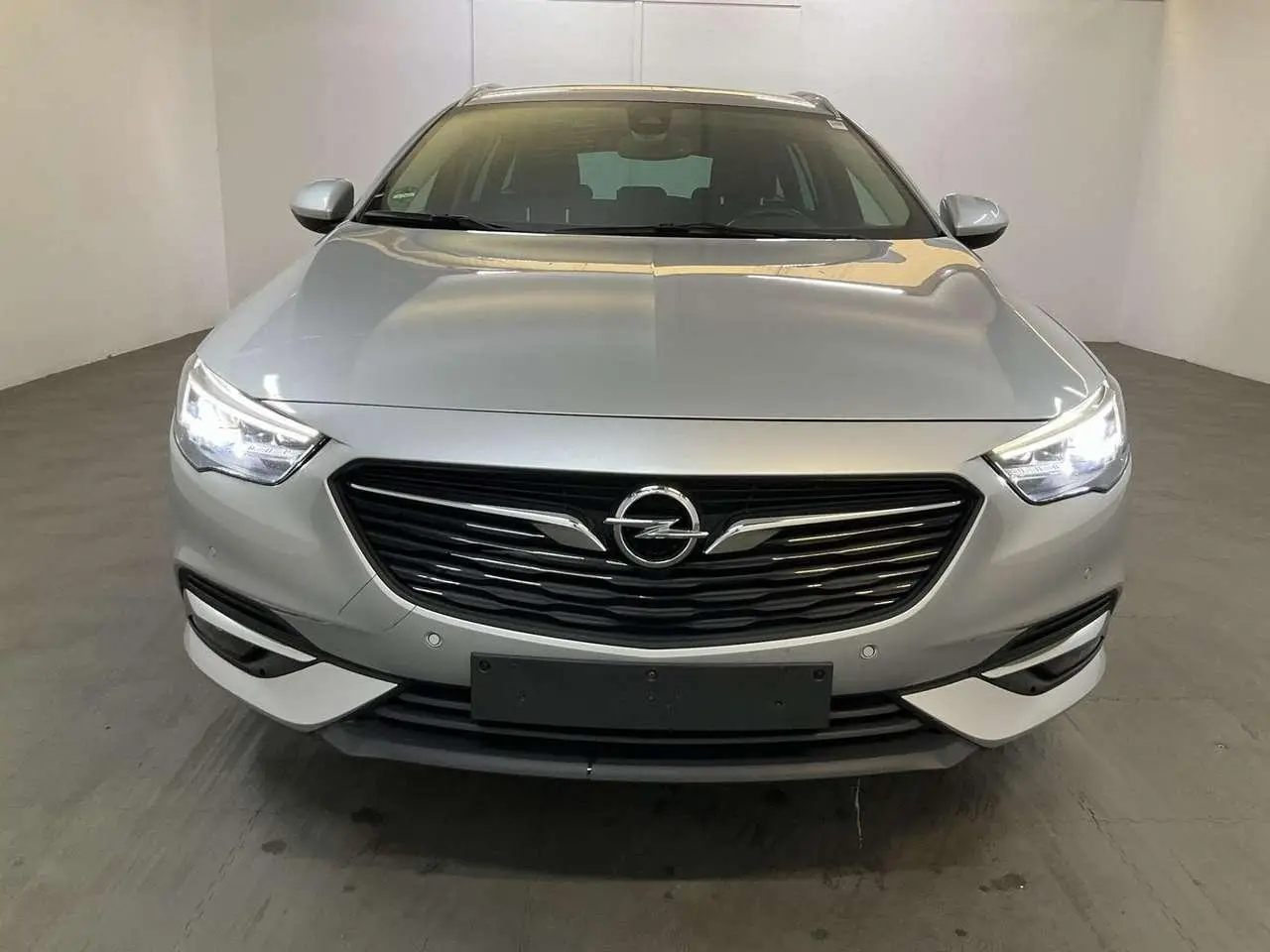 Photo 1 : Opel Insignia 2020 Essence