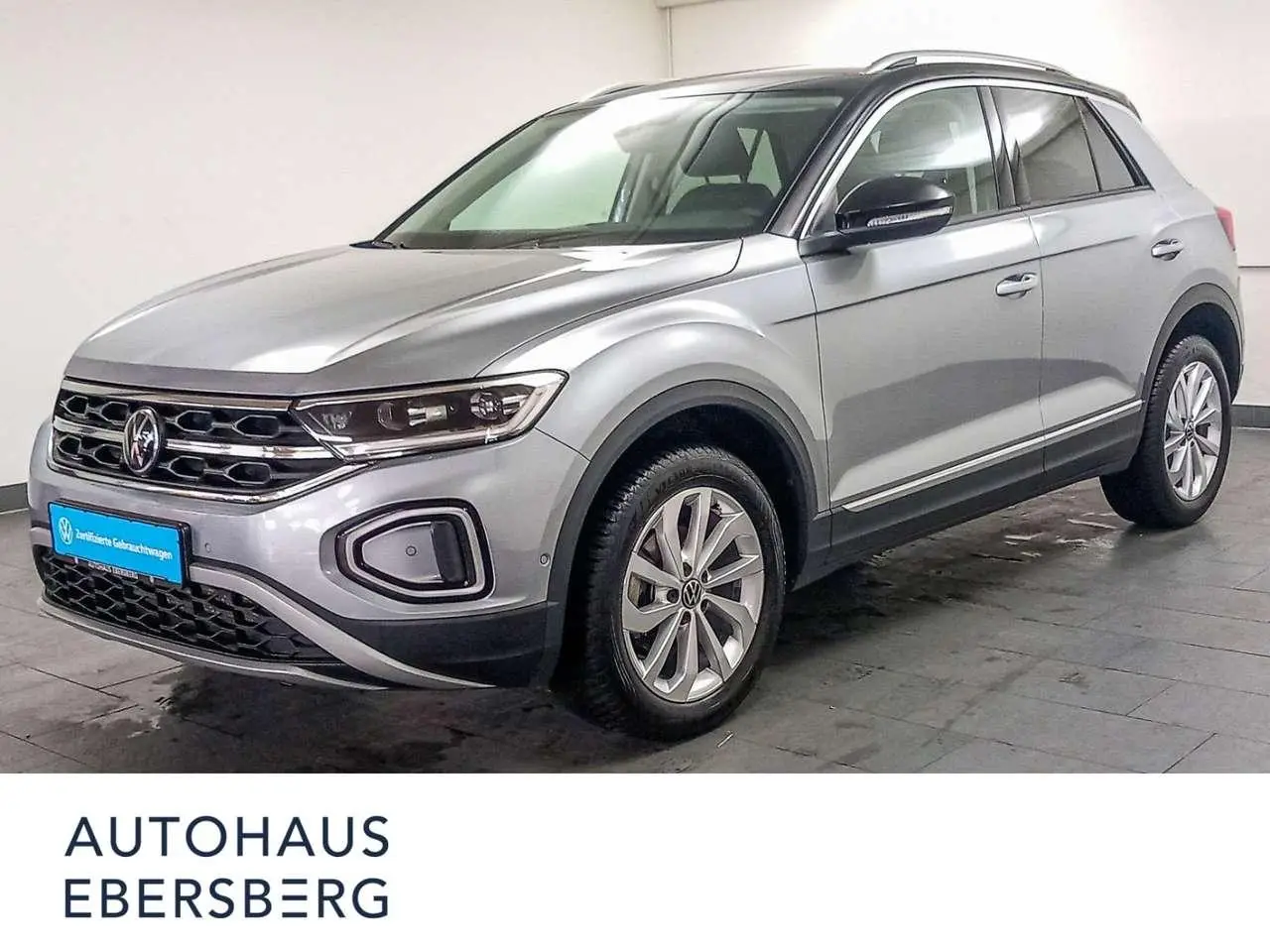 Photo 1 : Volkswagen T-roc 2023 Essence