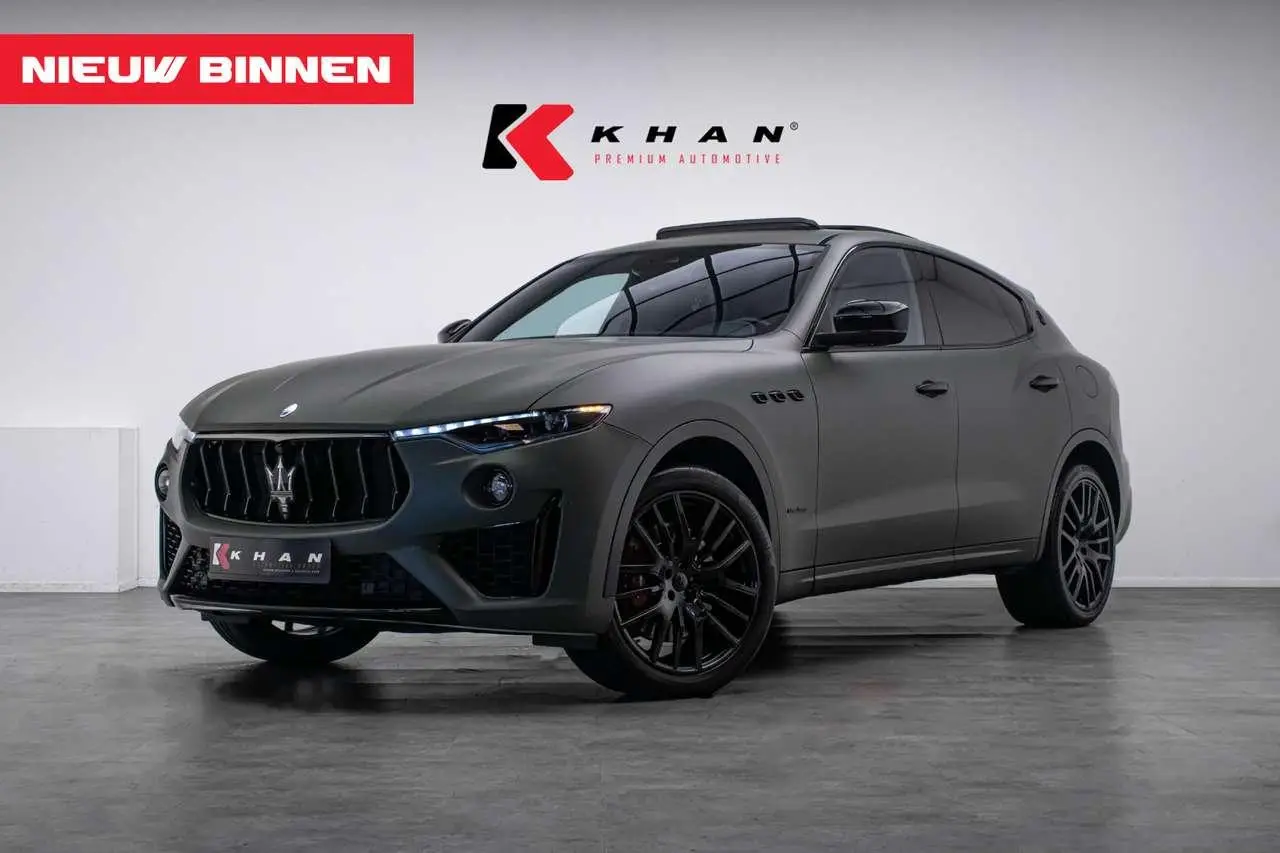 Photo 1 : Maserati Levante 2020 Essence