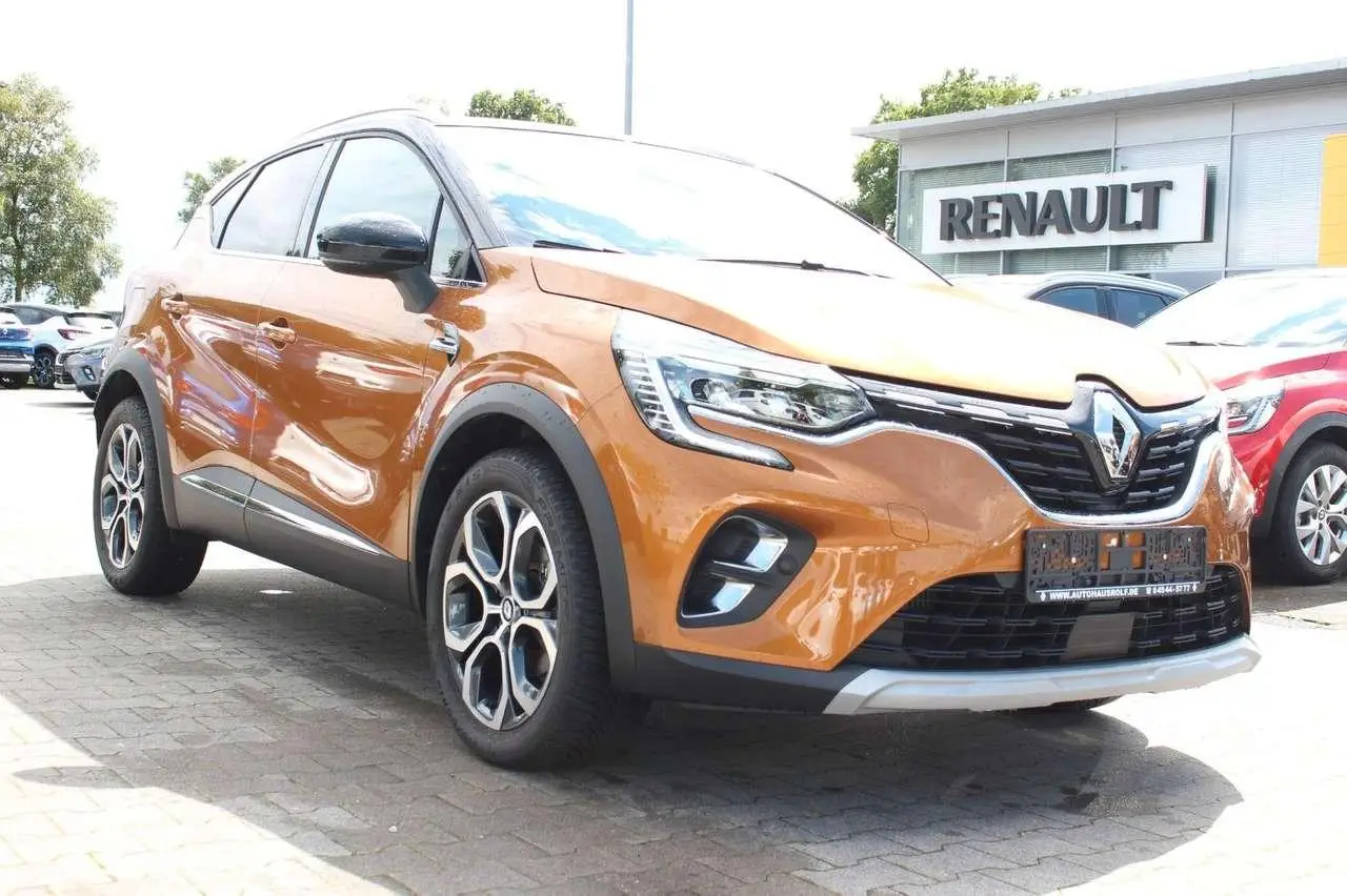 Photo 1 : Renault Captur 2022 Petrol