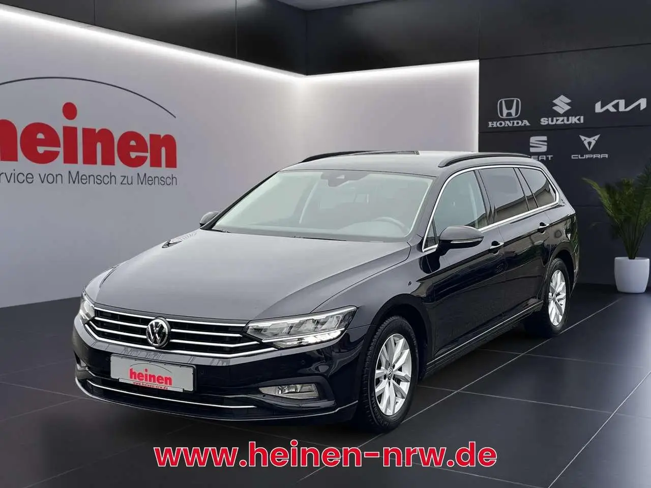 Photo 1 : Volkswagen Passat 2020 Petrol